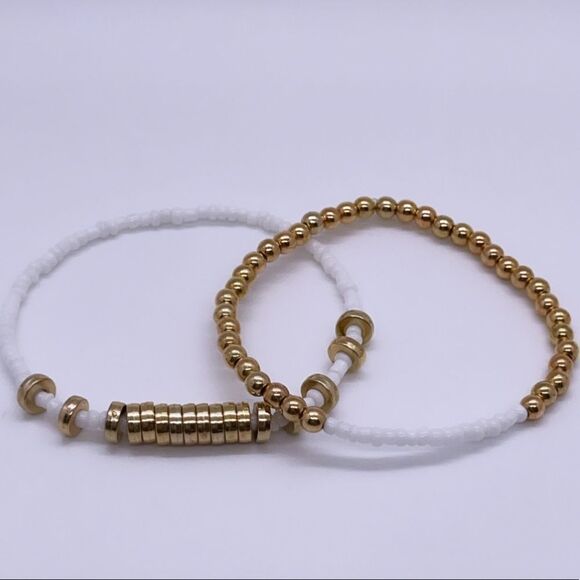 NWT Wool + Pepper Co. White & Gold Bracelet Stack - Picture 3 of 4
